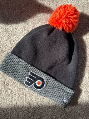 Philadelphia Flyers Stadium Series 2017 Black & Orange Pom Beanie